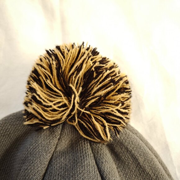 New Era 2024 Los Angeles Dodgers Beanie Locker Room Knit Hat World Series NLCS - Picture 4 of 13